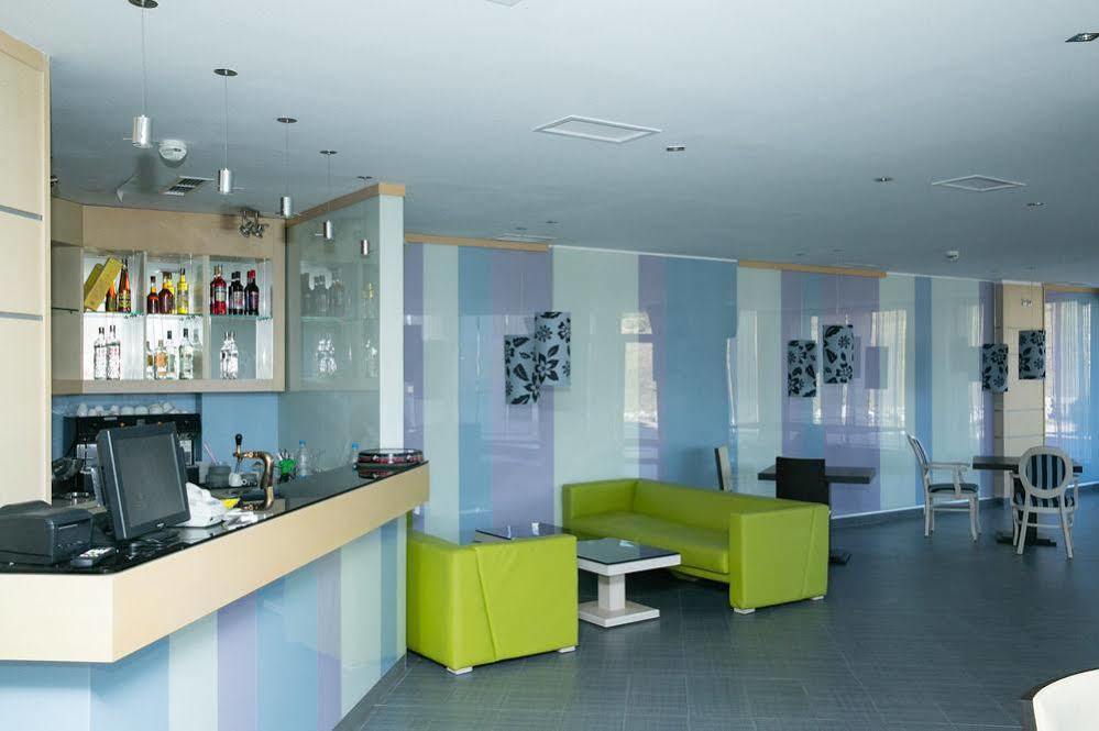 St. John Hill Suites Hotel Banszko Kültér fotó